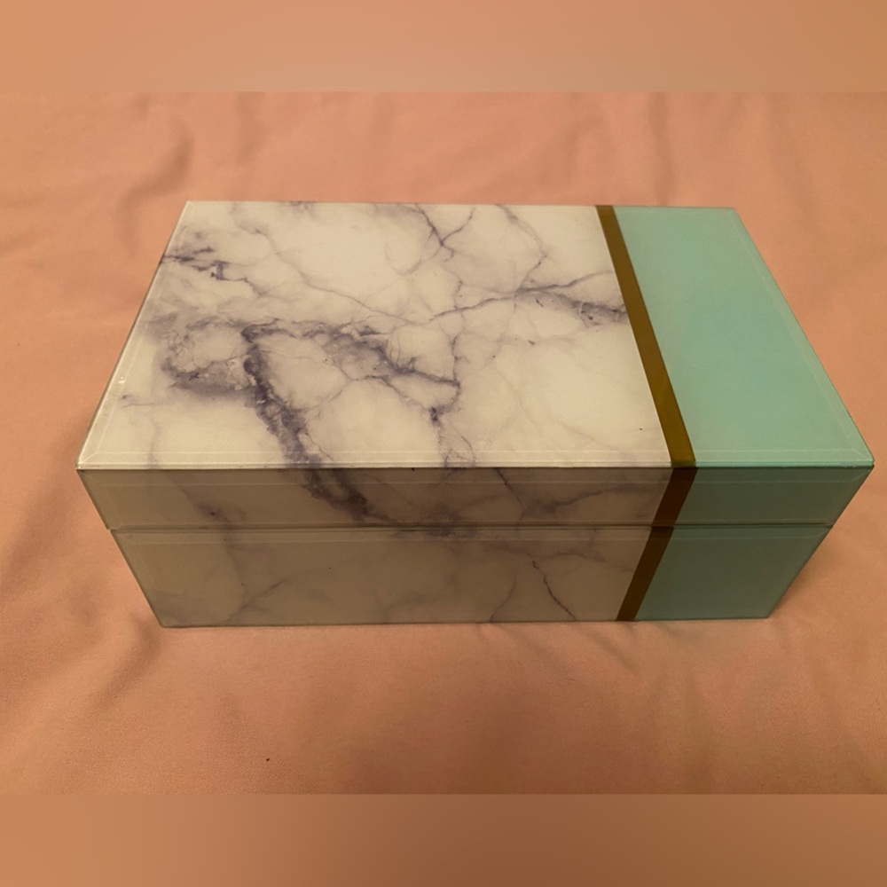 Like new Marble and teal Decorative keepsake/jewlery Box
